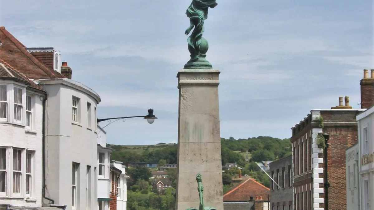 Lewes War Memorial, Lewes