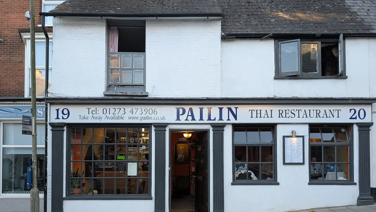 Pailin, Lewes